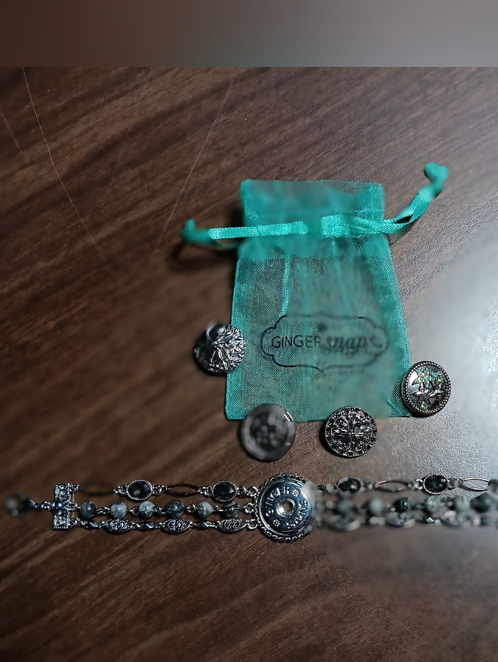 Ginger Snaps 3 Strand Elegant Snap Button Bracelet Set 7.5" Long